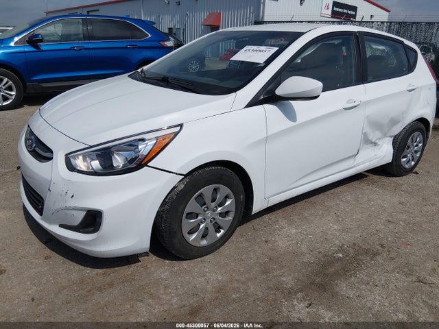 Hyundai ACCENT SE 2016 KMHCT5AE3GU285979 Image 2