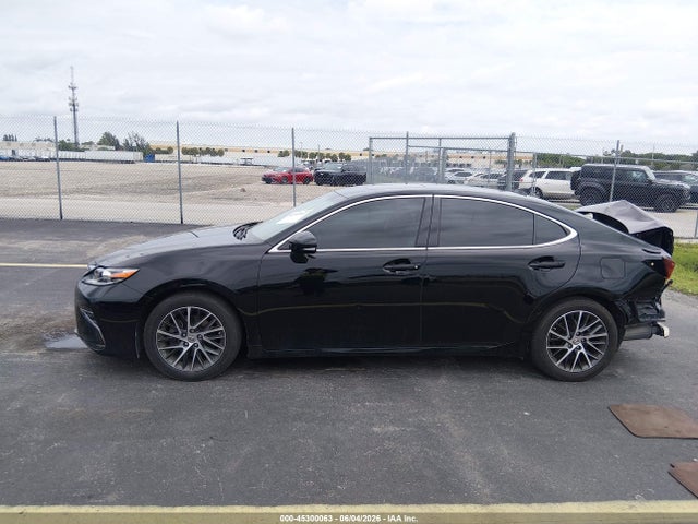 45300063 :رقم المزاد ، 58ABK1GGXJU111407 vin ، 2018 Lexus Es 350 مزاد بيع