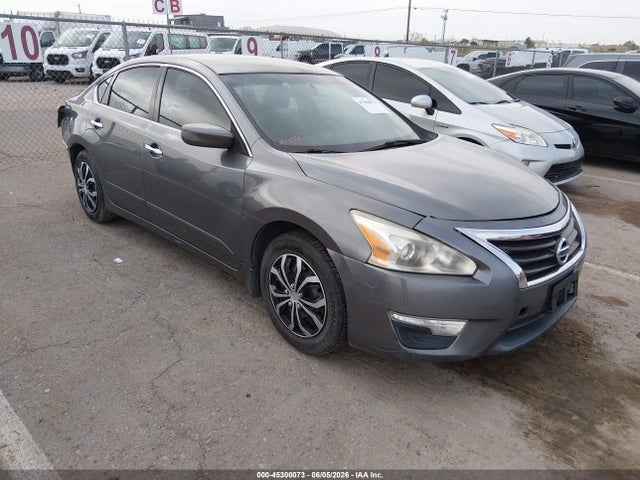 Nissan Altima 2.5 S 2015 1N4AL3APXFC572151 Image 1