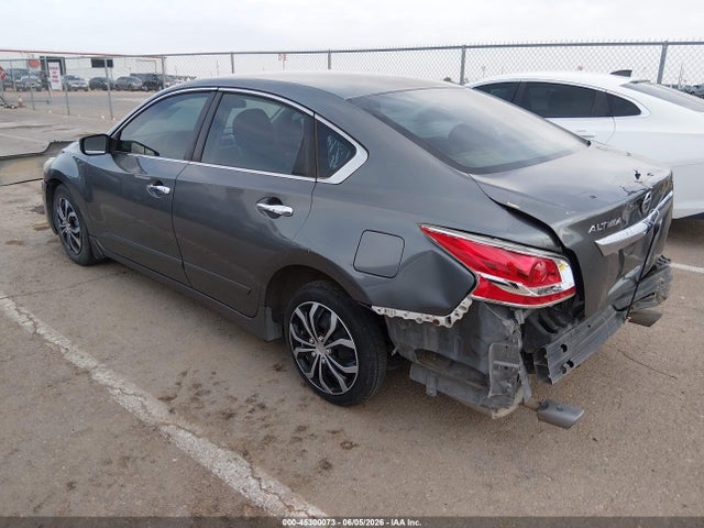 Nissan Altima 2.5 S 2015 1N4AL3APXFC572151 Image 15
