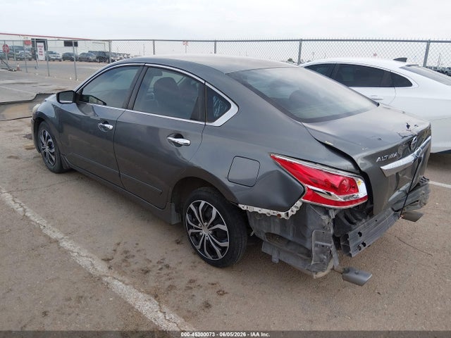 Nissan Altima 2.5 S 2015 1N4AL3APXFC572151 Image 3