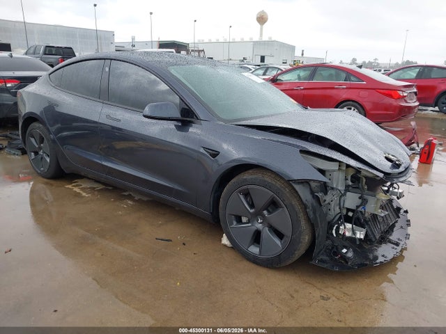 2023 Tesla Model 3 Rear-wheel Drive მანქანა იყიდება აუქციონზე, vin: 5YJ3E1EA7PF396901, აუქციონის ნომერი: 45300131