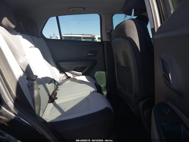 Chevrolet TRAX LS 2019 3GNCJNSB4KL397750 Image 8