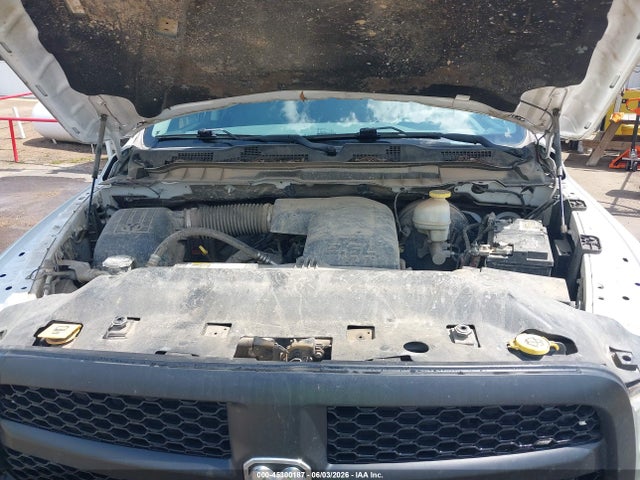 45300187 :رقم المزاد ، 1C6RR7KG2HS610361 vin ، 2017 Ram 1500 Tradesman  4x4 5'7 Box مزاد بيع