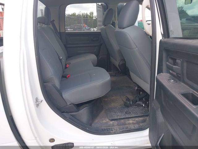 45300187 :رقم المزاد ، 1C6RR7KG2HS610361 vin ، 2017 Ram 1500 Tradesman  4x4 5'7 Box مزاد بيع