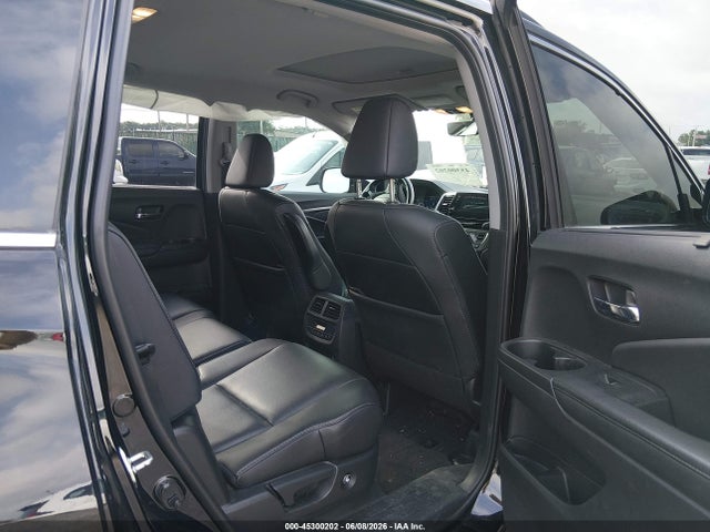 5FNYF5H2XMB013477 Honda Pilot 2wd Special Edition