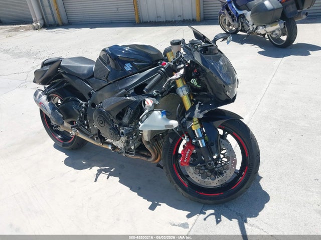 Suzuki GSX-R750 2019 JS1GR7MA3K7100209 головне зображення