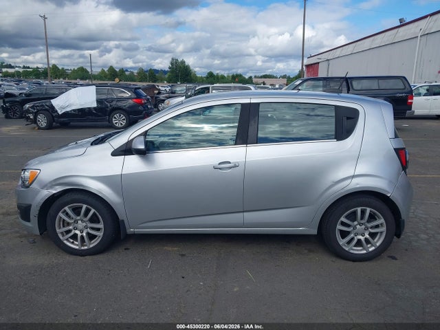 Chevrolet Sonic Lt Auto 2016 1G1JC6SG7G4103369 Image 14