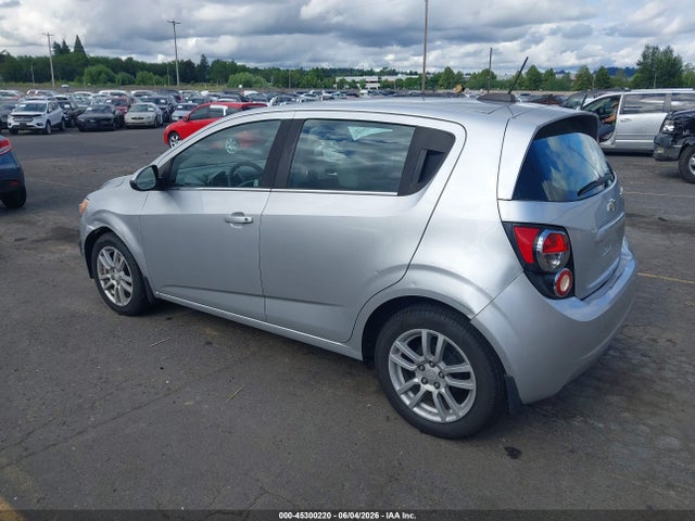 Chevrolet Sonic Lt Auto 2016 1G1JC6SG7G4103369 Image 3