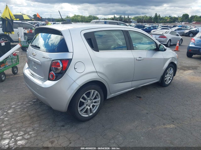 Chevrolet Sonic Lt Auto 2016 1G1JC6SG7G4103369 Image 4