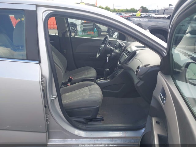 Chevrolet Sonic Lt Auto 2016 1G1JC6SG7G4103369 Image 5
