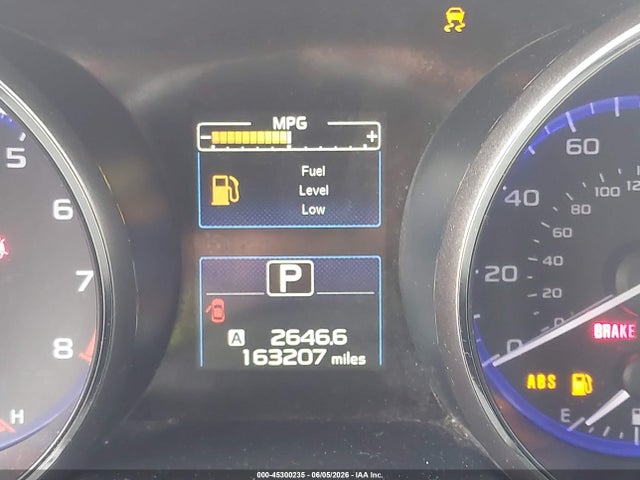 2015 Subaru Legacy 2.5i Limited მანქანა იყიდება აუქციონზე, vin: 4S3BNBL60F3043346, აუქციონის ნომერი: 45300235