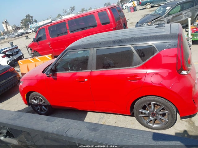 KNDJ63AU8L7095327 KIA Soul Gt-line