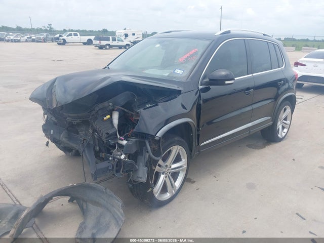 WVGAV3AX9EW055744 Volkswagen Tiguan R-line