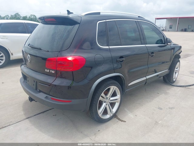 WVGAV3AX9EW055744 Volkswagen Tiguan R-line