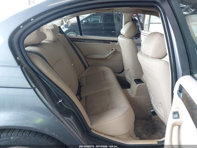 45300278 :رقم المزاد ، WBAEV33473KL81102 vin ، 2003 Bmw 325i مزاد بيع