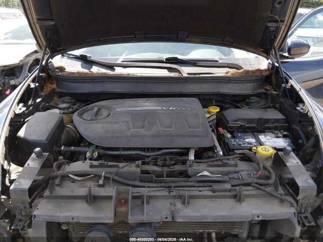 Jeep Cherokee Latitude 2015 1C4PJMCS0FW571607 Image 10