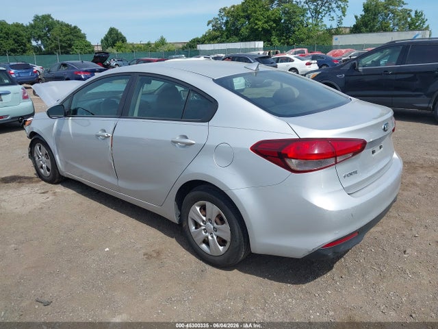 KIA FORTE LX 2017 3KPFK4A72HE075793 Image 3