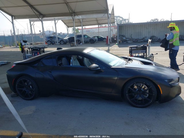 BMW I8 2014 WBY2Z2C55EVX64808 Image 13