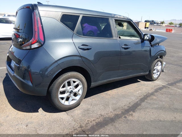 KIA SOUL LX 2023 KNDJ23AU8P7885079 Image 4