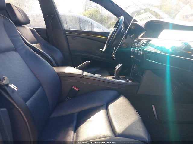 Продажа на аукционе авто 2008 Bmw 535i, vin: WBANW13598CZ79932, номер лота: 45300358