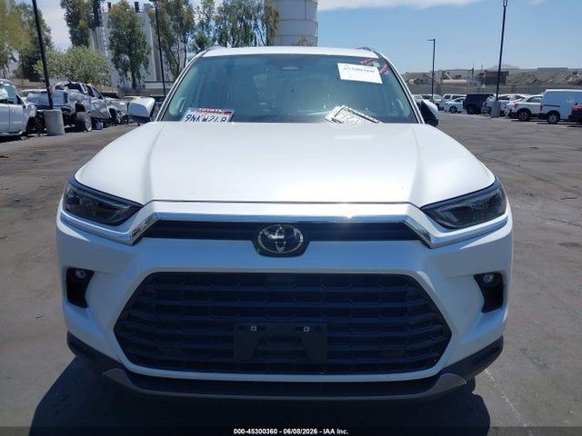 Toyota Grand Highlander Limited 2024 5TDAAAB50RS062119 Image 13