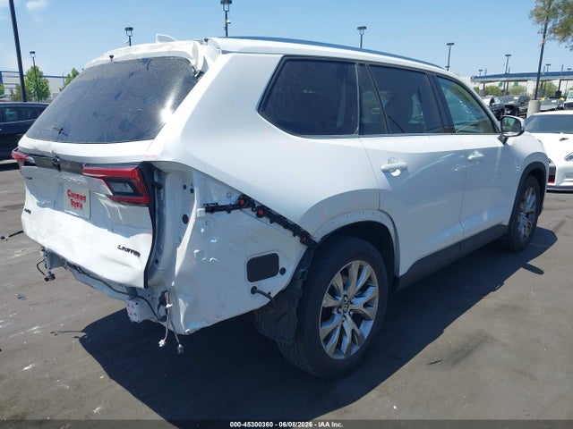 Toyota Grand Highlander Limited 2024 5TDAAAB50RS062119 Image 4