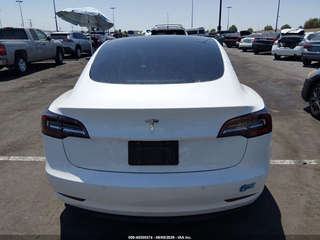 Tesla Model 3 Standard Range Plus Rear-wheel Drive 2021 5YJ3E1EA9MF996718 Image 16