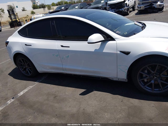 Tesla Model 3 Standard Range Plus Rear-wheel Drive 2021 5YJ3E1EA9MF996718 Image 6
