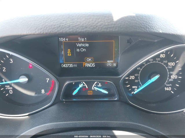 Продажа на аукционе авто 2019 Ford Escape Se, vin: 1FMCU0GD5KUC27749, номер лота: 45300384