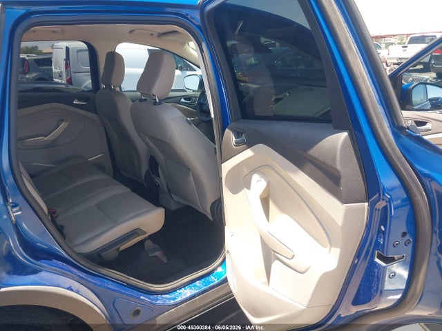 Продажа на аукционе авто 2019 Ford Escape Se, vin: 1FMCU0GD5KUC27749, номер лота: 45300384