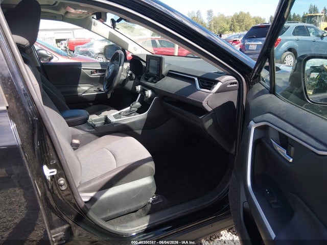 Продажа на аукционе авто 2020 Toyota Rav4 Hybrid Xle, vin: 2T3RWRFV4LW057072, номер лота: 45300387