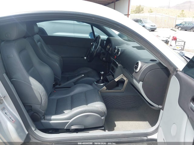 45300398 :رقم المزاد ، TRUUC28N1Y1019978 vin ، 2000 Audi Tt مزاد بيع