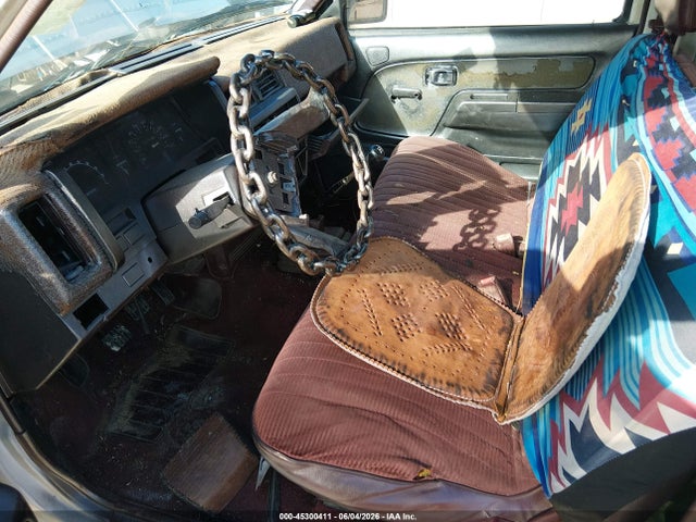 Продажа на аукционе авто 1991 Nissan Truck Short Wheelbase, vin: 1N6SD11SXMC425939, номер лота: 45300411