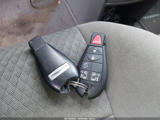 Aukcja sprzedaży 2010 Chrysler Town & Country Lx, vin: 2A4RR4DE5AR153033, numer aukcji: 45300433