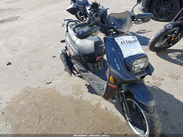 Продажа на аукционе авто 2024 Znen Scooter, vin: L5YTCLAV2R1127767, номер лота: 45300457