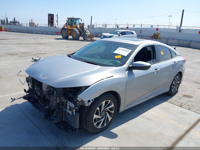 Honda CIVIC EX 2017 2HGFC2F73HH530277 Image 2