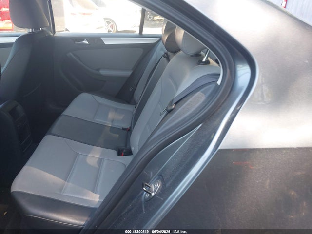 2014 Volkswagen Jetta Hybrid Sel მანქანა იყიდება აუქციონზე, vin: 3VW637AJ9EM207960, აუქციონის ნომერი: 45300519