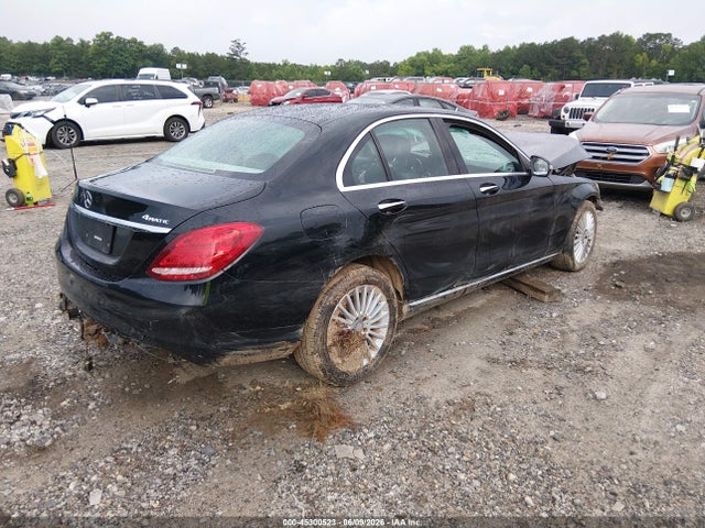Продажа на аукционе авто 2017 Mercedes-benz C 300 Luxury 4matic, vin: 55SWF4KB2HU207886, номер лота: 45300523