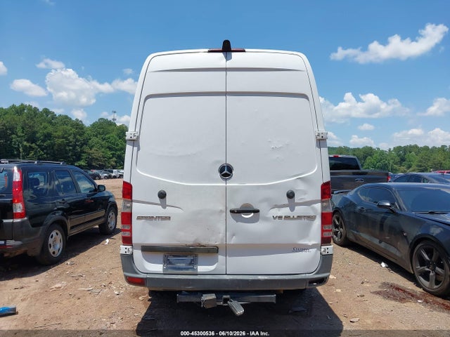 45300536 :رقم المزاد ، WD3PF4CC8F5988922 vin ، 2015 Mercedes-benz Sprinter 3500 High  Roof مزاد بيع