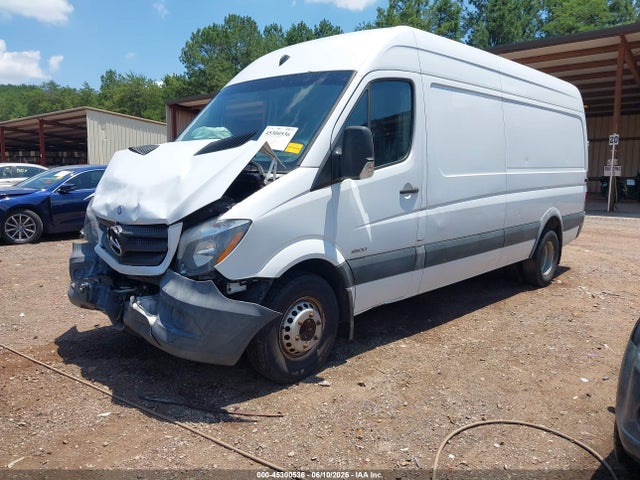 45300536 :رقم المزاد ، WD3PF4CC8F5988922 vin ، 2015 Mercedes-benz Sprinter 3500 High  Roof مزاد بيع
