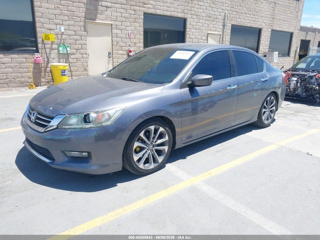 Auction sale of the 2015 Honda Accord Sport, vin: 1HGCR2F53FA236566, lot number: 45300543