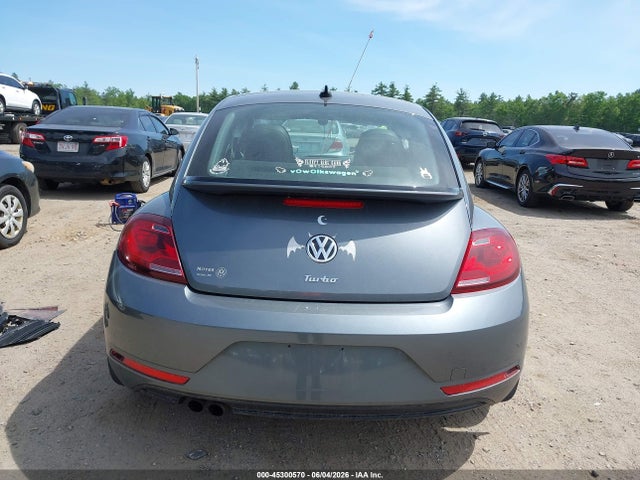 45300570 :رقم المزاد ، 3VWFD7AT9JM711336 vin ، 2018 Volkswagen Beetle 2.0t Coast/2.0t S مزاد بيع