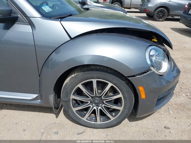 45300570 :رقم المزاد ، 3VWFD7AT9JM711336 vin ، 2018 Volkswagen Beetle 2.0t Coast/2.0t S مزاد بيع
