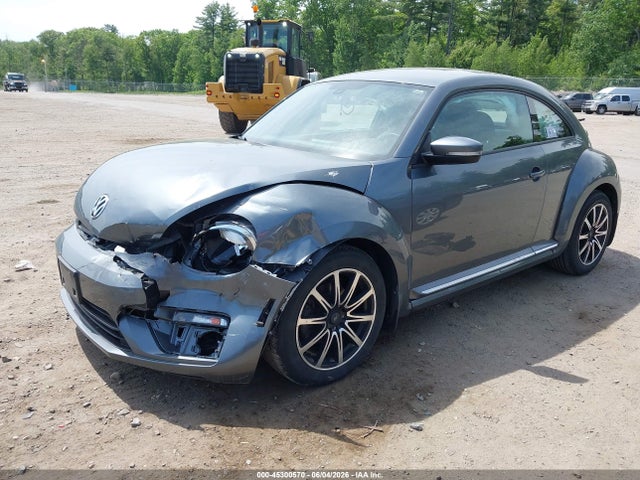 45300570 :رقم المزاد ، 3VWFD7AT9JM711336 vin ، 2018 Volkswagen Beetle 2.0t Coast/2.0t S مزاد بيع