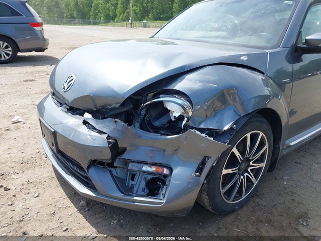 45300570 :رقم المزاد ، 3VWFD7AT9JM711336 vin ، 2018 Volkswagen Beetle 2.0t Coast/2.0t S مزاد بيع