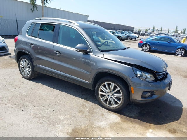 Продаж на аукціоні авто 2016 Volkswagen Tiguan Se, vin: WVGAV7AX0GW611711, номер лоту: 45300605