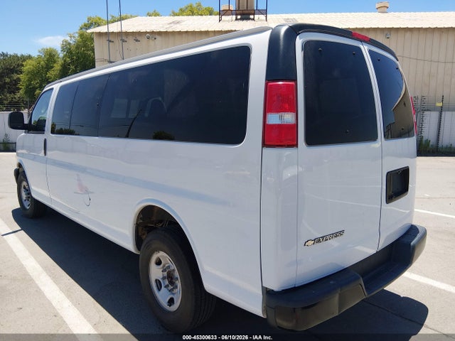 Chevrolet Express 3500 Ls 2019 1GAZGNFG4K1345722 Image 3