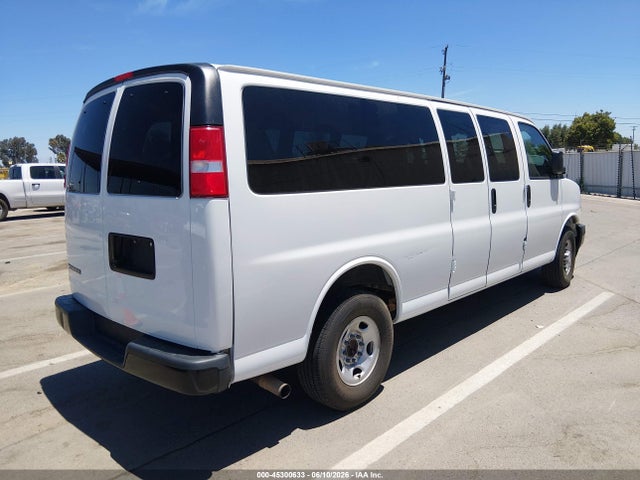 Chevrolet Express 3500 Ls 2019 1GAZGNFG4K1345722 Image 4