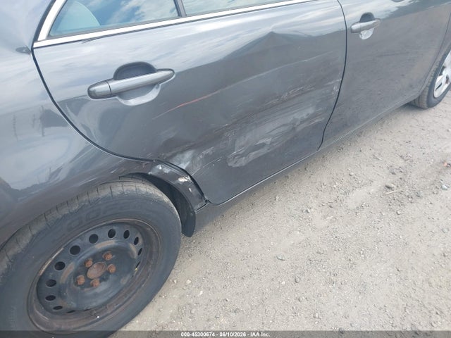45300674 :رقم المزاد ، 4T1BE46K99U405513 vin ، 2009 Toyota Camry Le مزاد بيع